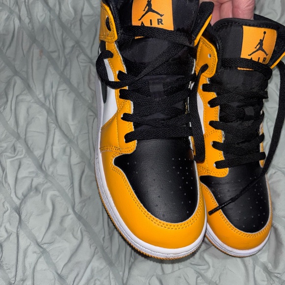 Nike Black and Yellow High-Top Sneakers - Picture 3 of 6